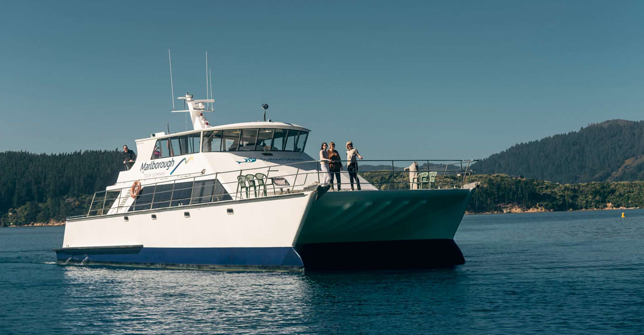 From Picton, Marlborough Sounds Cruise with Seafood - Housity