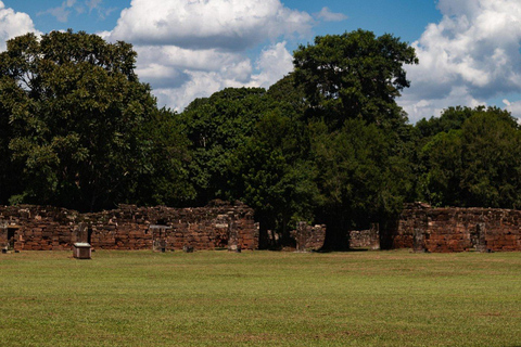 Puerto Iguazú: San Ignacio Mini & Wanda Mines Day Trip