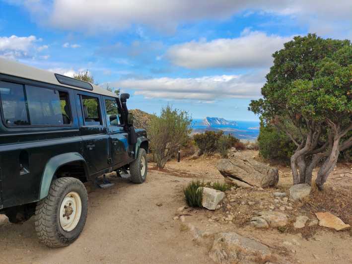 San Teodoro: Rio Pitrisconi Jeep and Hiking Tour