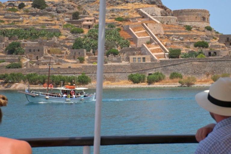 Creta: crociera nella baia di Mirabello con cocktail a bordoCrociera Mirabello in tedesco con trasferimenti