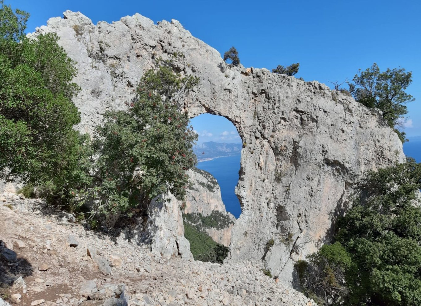 Fra Baunei: Vandretur til Cala Mariolu