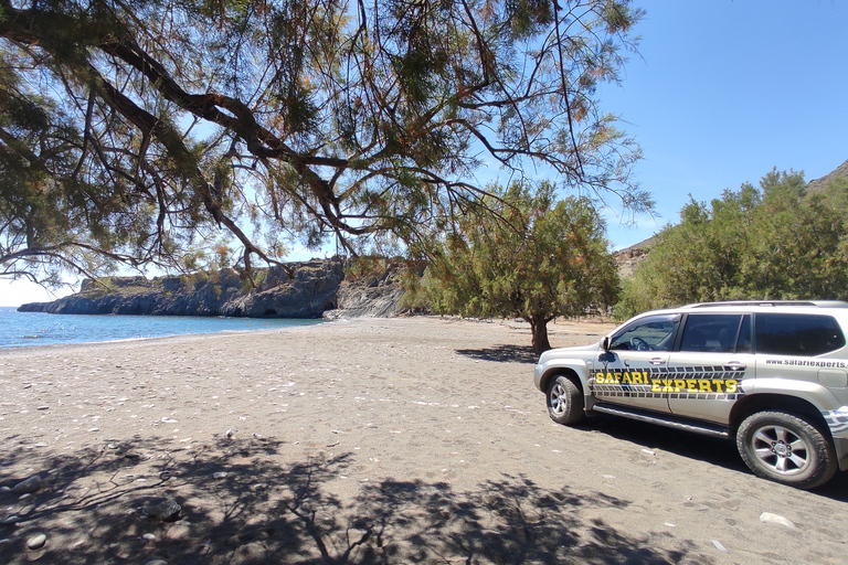 Creta: Passeio Off-Road ao Sul da Praia de Trypiti com almoço e vinhoCreta: Desfiladeiro de Trypiti e safári no mar de Creta do Sul