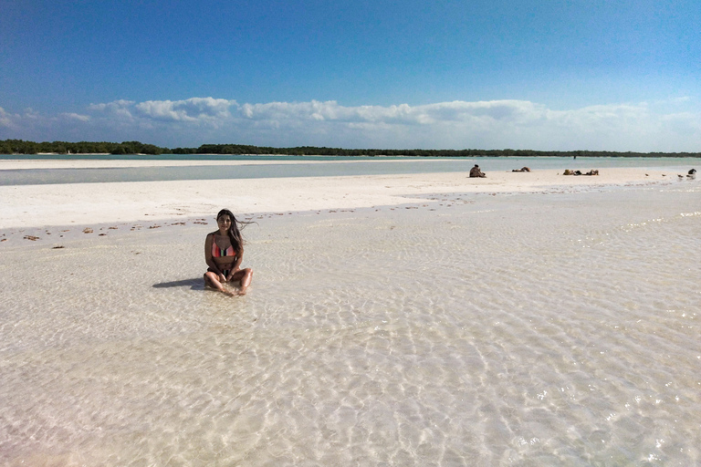 De Cancún ou Puerto Morelos: Passeio de barco em Holbox com almoçoO melhor de Holbox de Cancun