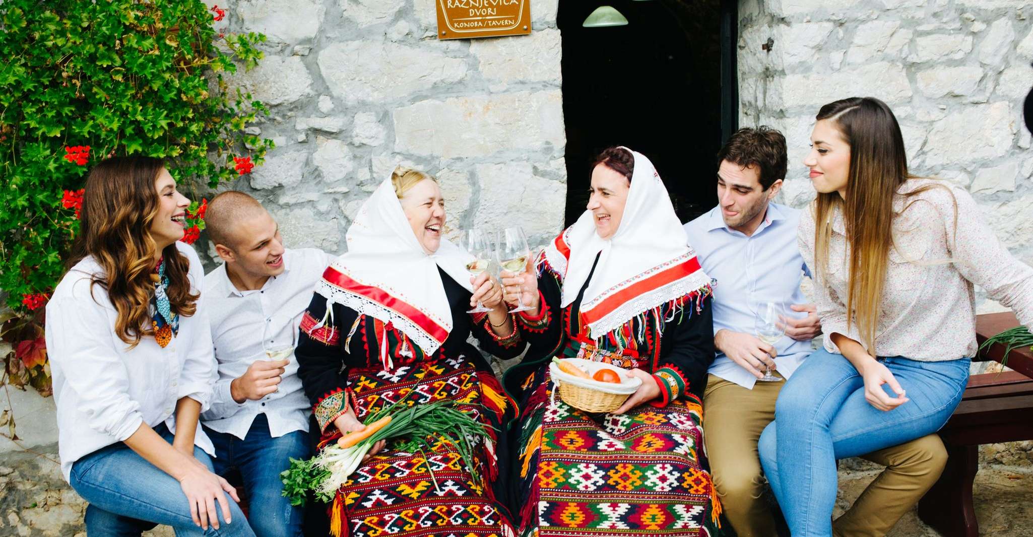 Wine & Olive oil tasting in Ražnjevića Dvori A.D. 1307. - Housity