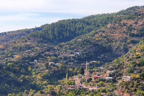 Visita à aldeia de Alanya: Cultura, natureza e diversão
