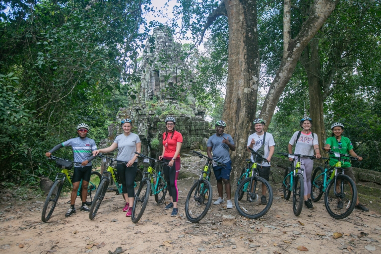 Siem Reap: visite guidée à vélo de 2 jours d'Angkor Wat avec déjeuner