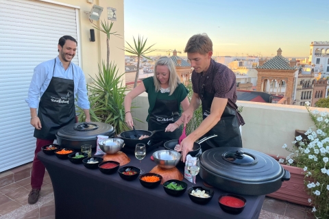 Séville: Apprenez à cuisiner la paella avec vue sur la cathédrale