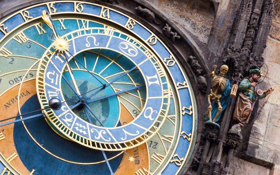 Prague: Astronomical Clock & Charles Bridge Underground Tour