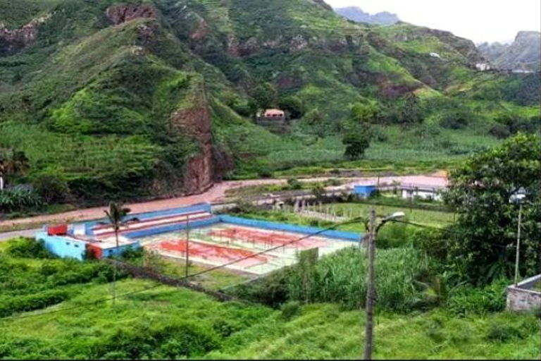 Ribeira Grande: Tennis Match with Local Athletes
