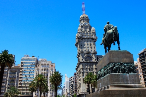 Au départ de Buenos Aires : Transfert en ferry à Montevideo avec billets d'autobus