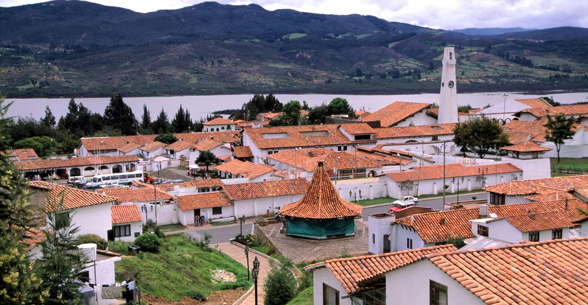 Da Bogotá, il lago di Guatavita e la leggenda di El Dorado Tour - Hizvo