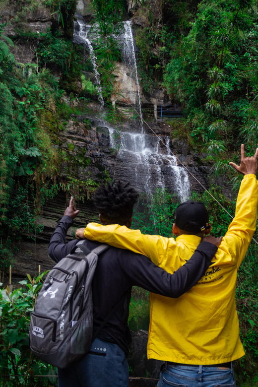 Randonnée privée aux cascades de La Chorrera et de Chiflon - Main Image