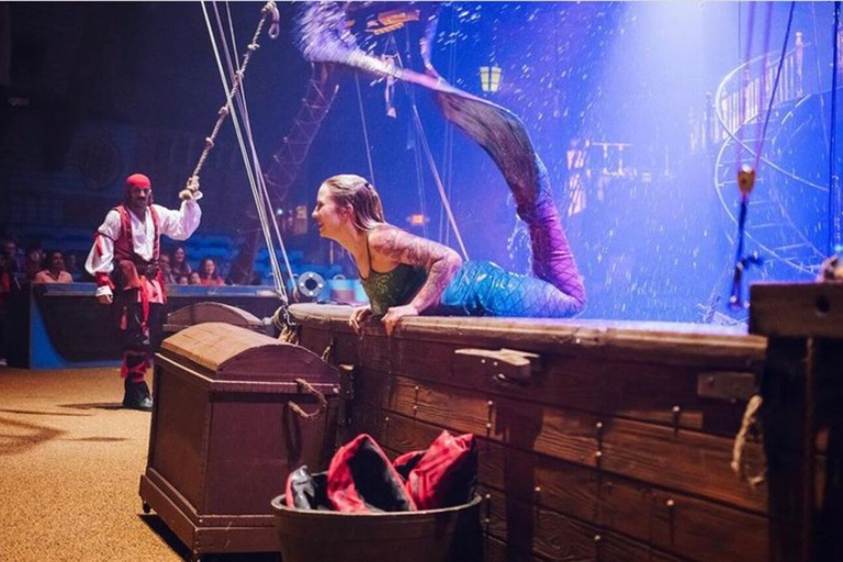 Orlando: Pirates Adventure Jantar Show com BebidasBilhete de Admissão Geral