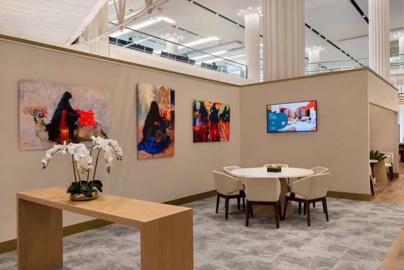 Dubaï Salon de coworking aux arrivées de l'aéroport international