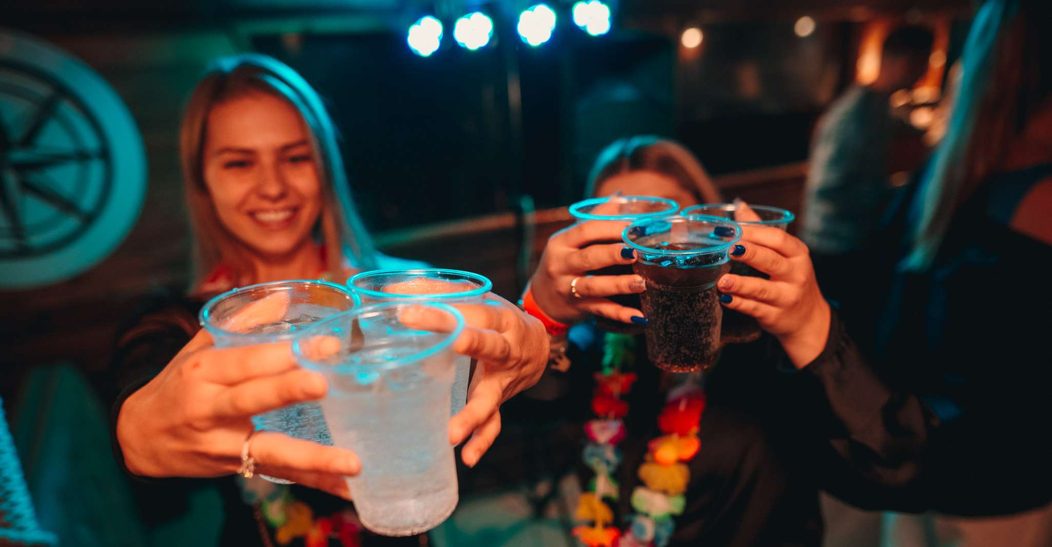 Wroclaw, Oder River Boat Party с неограниченными напитками - Housity