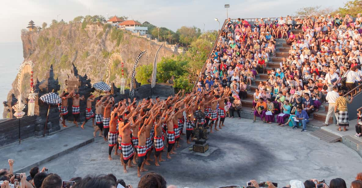 Bali: Uluwatu Kecak and Fire Dance Show Entry Ticket