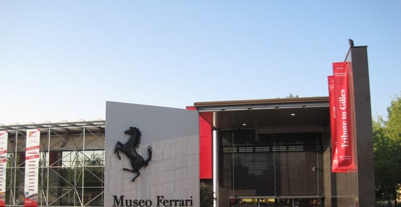 Von Florenz aus: Private Ferrari Tour