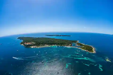 Da Mandelieu: giro in traghetto di andata e ritorno per l'isola di St. Marguerite