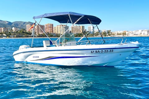 Benalmadena: Boat Rental without License Required