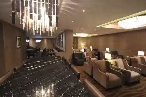 PEN Penang International Airport : Accès au salon Premium