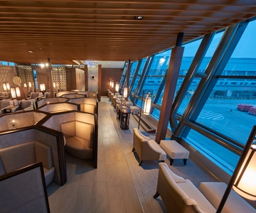 CGK Jakarta Airport: Premium Lounge Access
