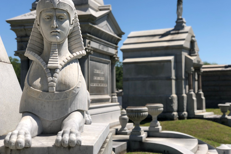 New Orleans: Metairie Cemetery Tour: Millionaire&#039;s Tombs of Metairie Cemetery Tour