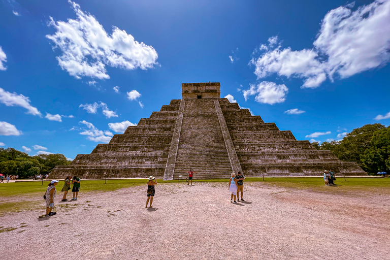 Från Riviera Maya: Chichen Itza, Cenote och Valladolid-turnéFrån Tulum: Chichen Itza, Cenote och Valladolid Tour