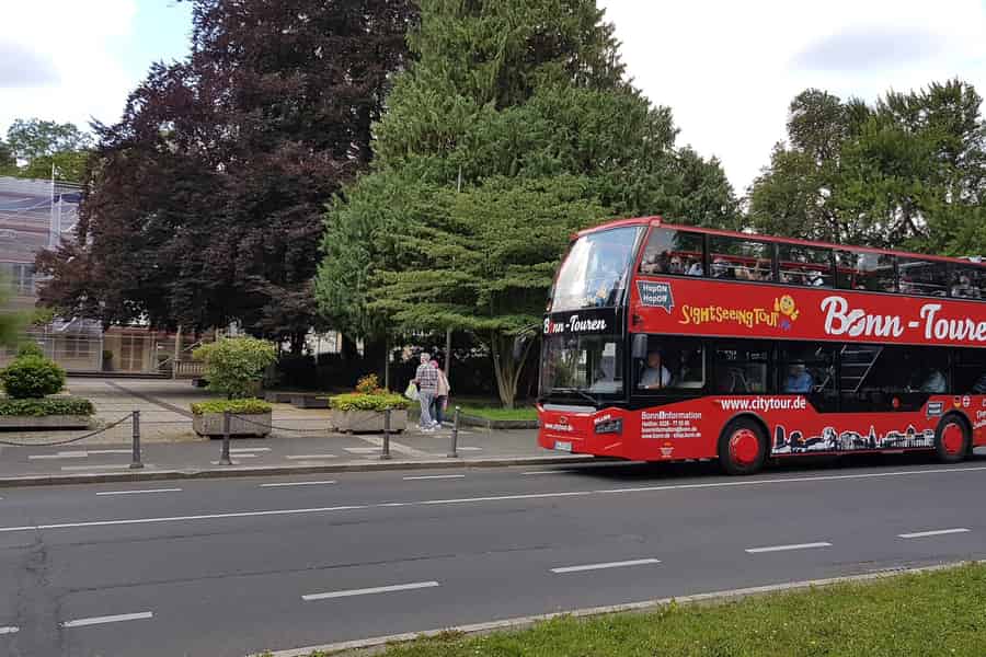 Bonn: 24-Stunden-Ticket für den Sightseeing-Bus. Foto: GetYourGuide Bonn: 24-Stunden-Ticket für den Sightseeing-Bus. Foto: GetYourGuide