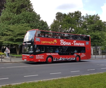 Bonn: 24-uurs hop on, hop off-sightseeingbusticket