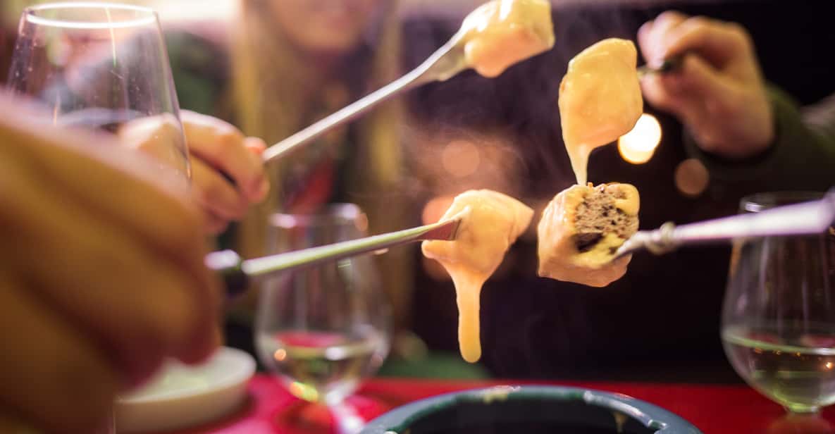 Genève rondleiding met fondue en wijn in TukTuk GetYourGuide