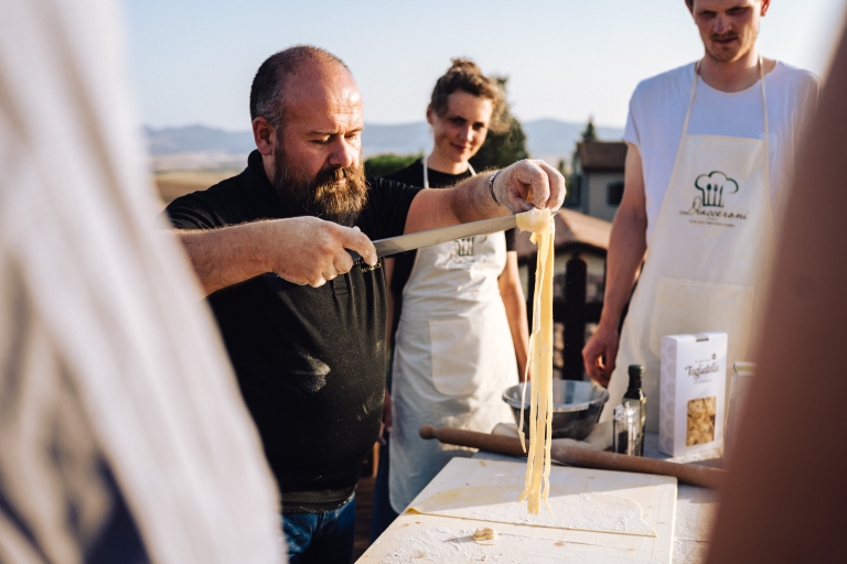 Volterra: Clase de cocina en una granja tradicional toscana
