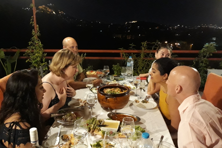 Athènes : Repas sur le toit de 6 plats de cuisine grecque avec vin