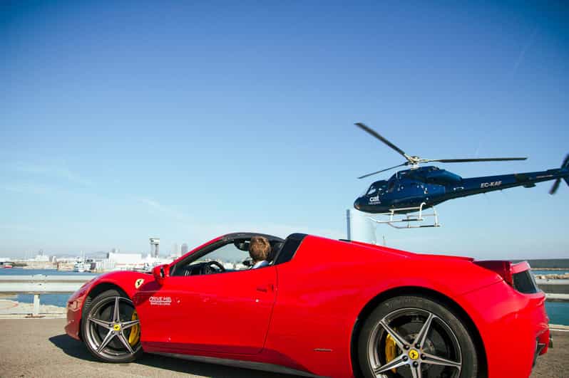 バルセロナ：フェラーリの運転とヘリコプターの体験 | GetYourGuide