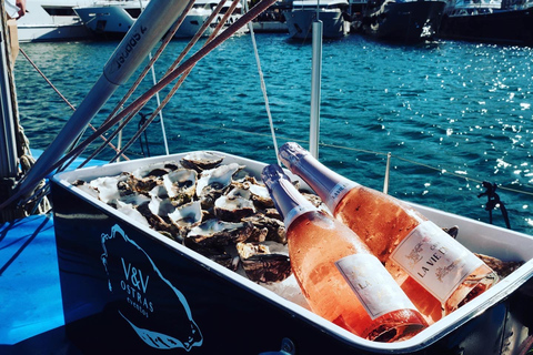 Marbella: Puerto Banús Private Sailing Cruise with Drinks 3-Hour Cruise