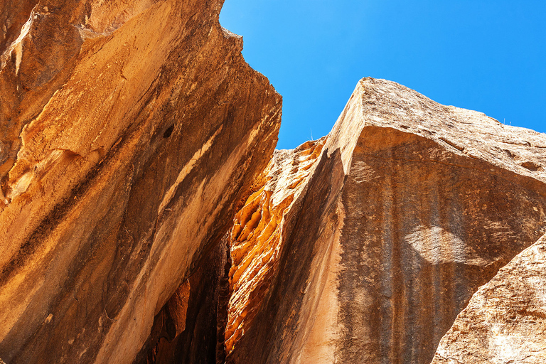 From Baku: Gobustan 4x4 Private Tour with Transfer &amp; MuseumsAll Inclusive Option