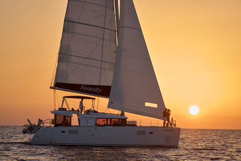 Santorini: Caldera Catamaran Cruise with Meal &amp; DrinksShared Sunset Catamaran Cruise with BBQ and Drinks