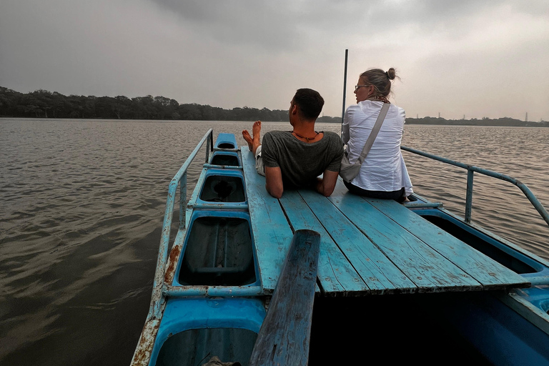 Trincomalee: Ritigala Forest monastery & lake boat day tour Trincomalee: Ritigala hidden Forest &relaxing boat tour