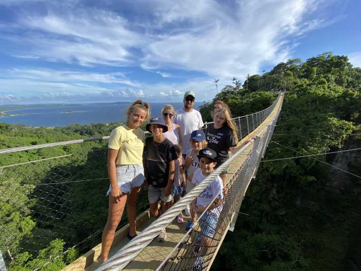 Port Vila: Jungle Walk and Suspension Skybridge