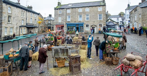 Yorkshire: All Creatures Great and Small Mini-Coach Tour