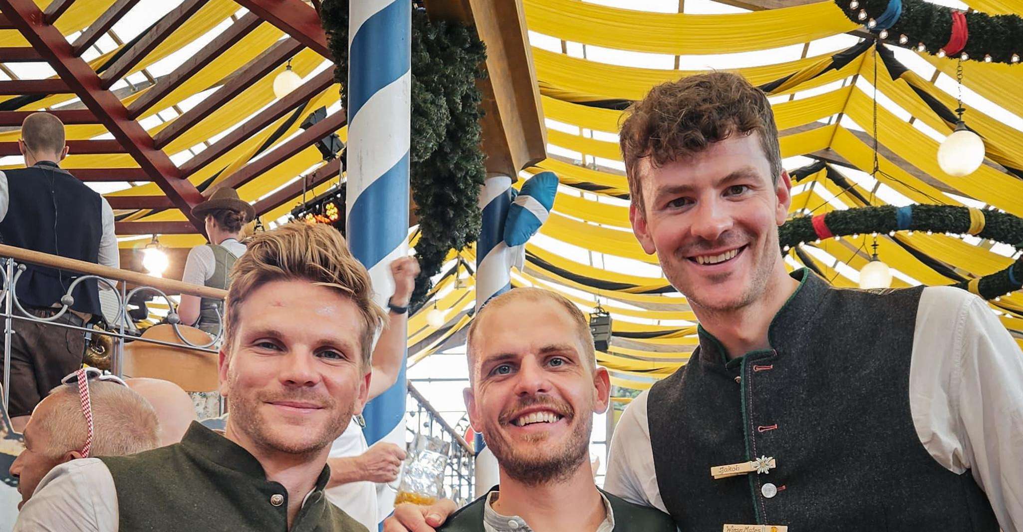 Munich: Guided Oktoberfest Experience with Beer and Lunch photo 12