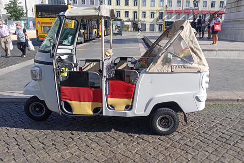 Lisbon: Historical Tuk Tour for Two Historische Tuk Tour für Zwei