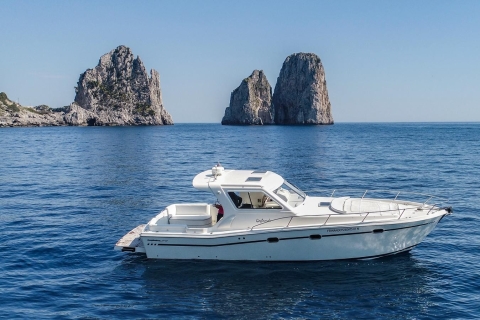Excursión en barco por Capri desde SorrentoSorrento: Gruta Blanca, Gruta Verde y Crucero en Barco por Capri