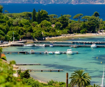 Cannes: Private Boat Trip to Lerins Islands & Cap d'Antibes