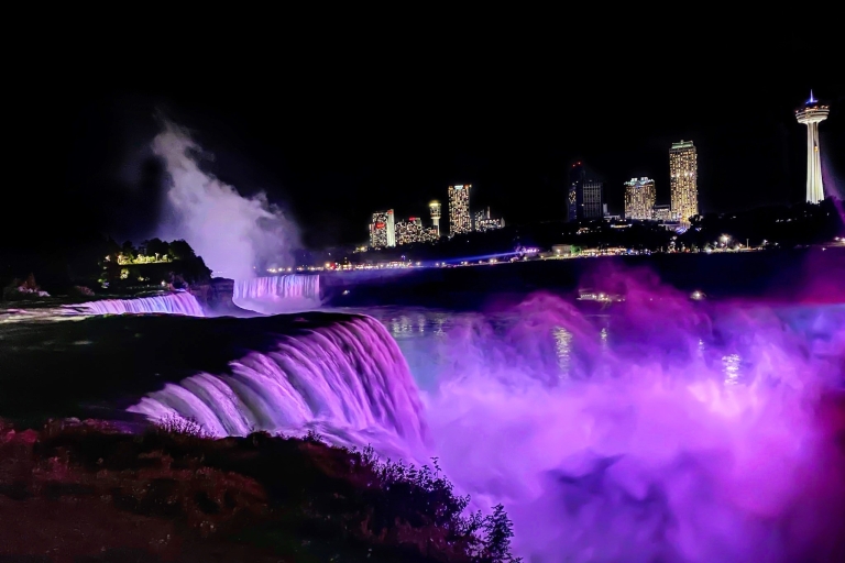 Niagara, USA: Abendliche Illumination + FeuerwerkstourMobsters and Mayhem Tour: Mit Illumination und Feuerwerk