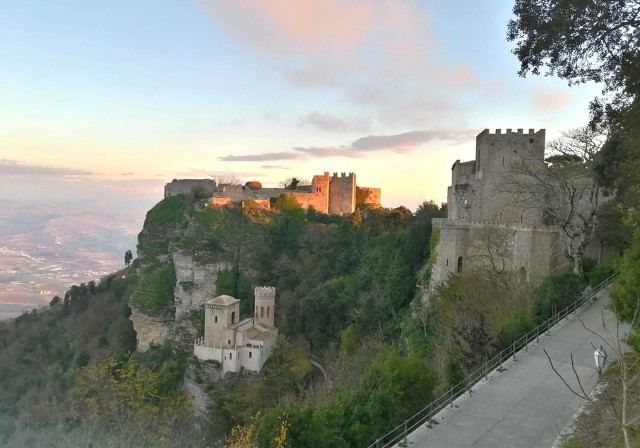 Visit Erice Private Guided Walking Tour in Marsala