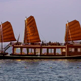Nha Trang: Sunset Dinner Cruise with Live Music and Drinks