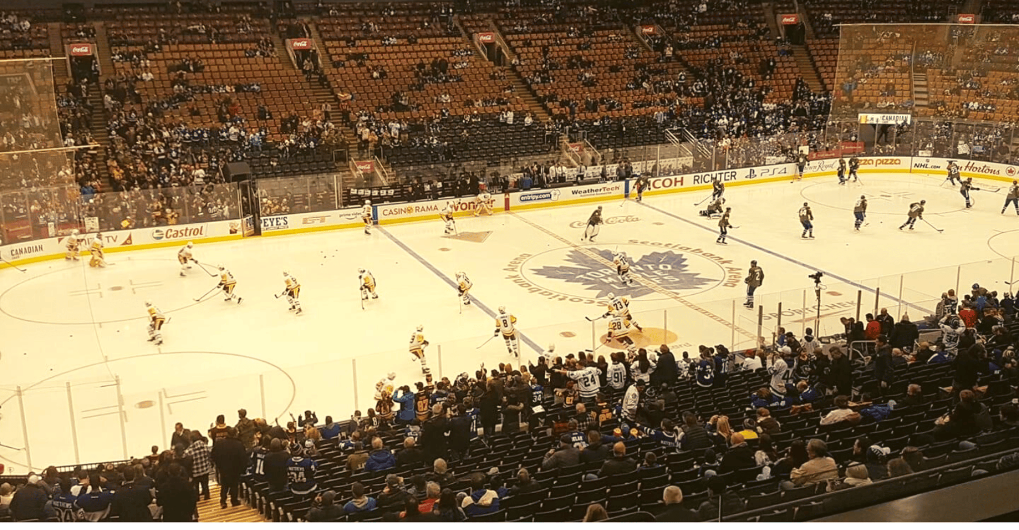 Toronto, Toronto Maple Leafs NHL Juego en Scotiabank Arena - Hizvo