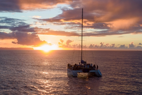 Kauai: rejs o zachodzie słońca na wybrzeżu Napali z kolacją