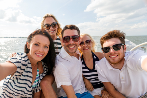 St. Thomas: Island Flyer Private Catamaran Beach & Snorkel