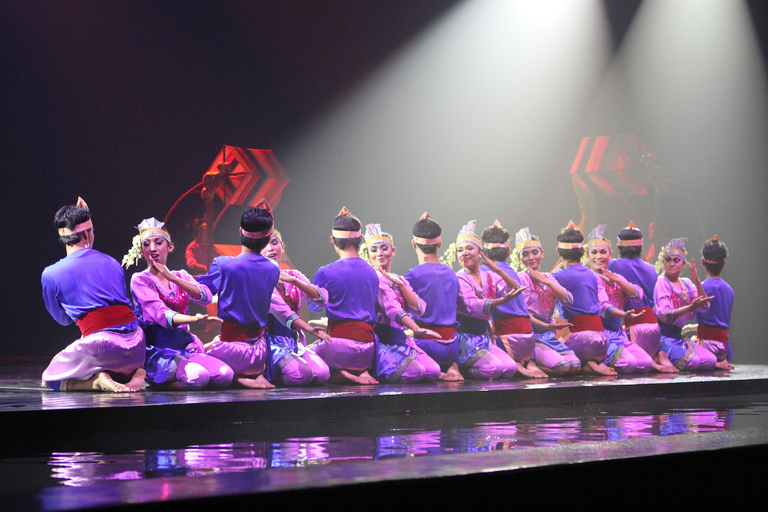 Bali Nusa Dua Theater: Devdan-Show-TicketsKategorie B Ticket - Normale Sitze mit Blick auf die Bühne